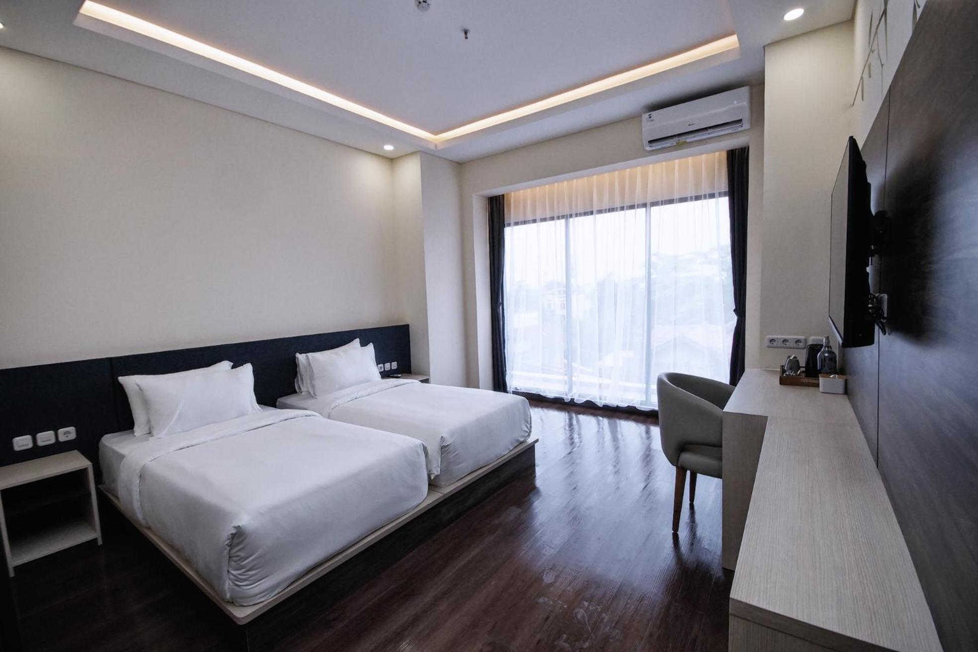 Grand Permata Hijau Hotel Сукабуми Экстерьер фото