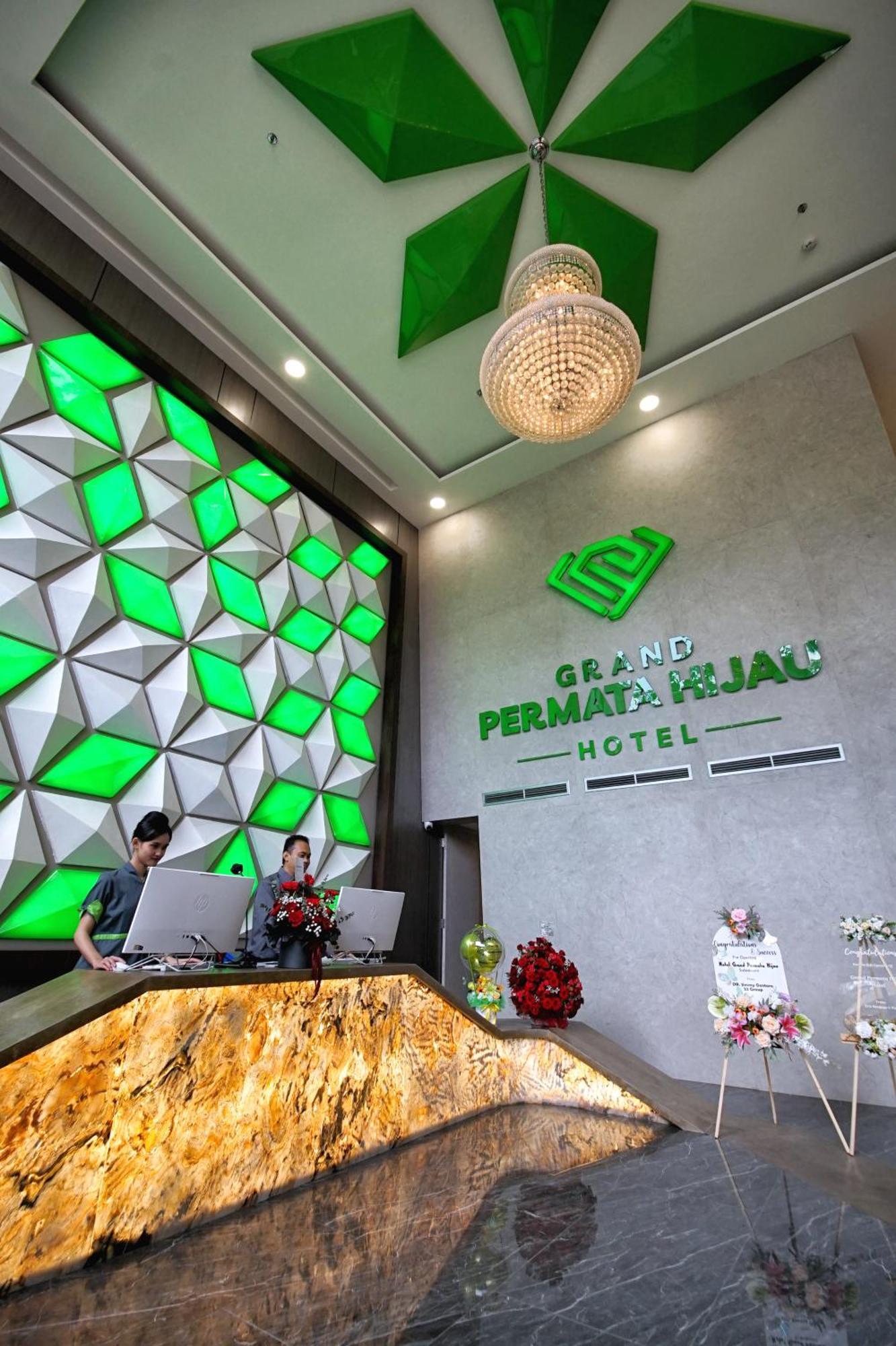 Grand Permata Hijau Hotel Сукабуми Экстерьер фото