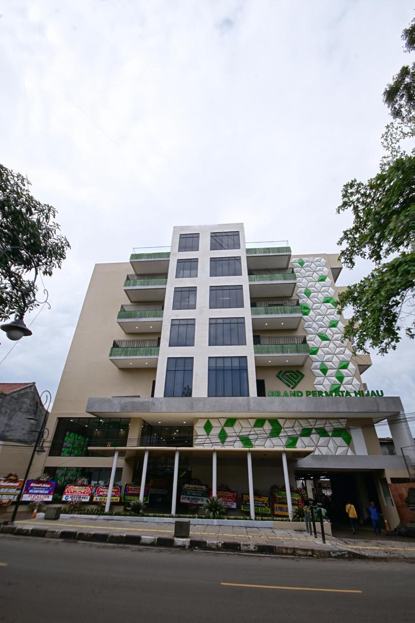 Grand Permata Hijau Hotel Сукабуми Экстерьер фото